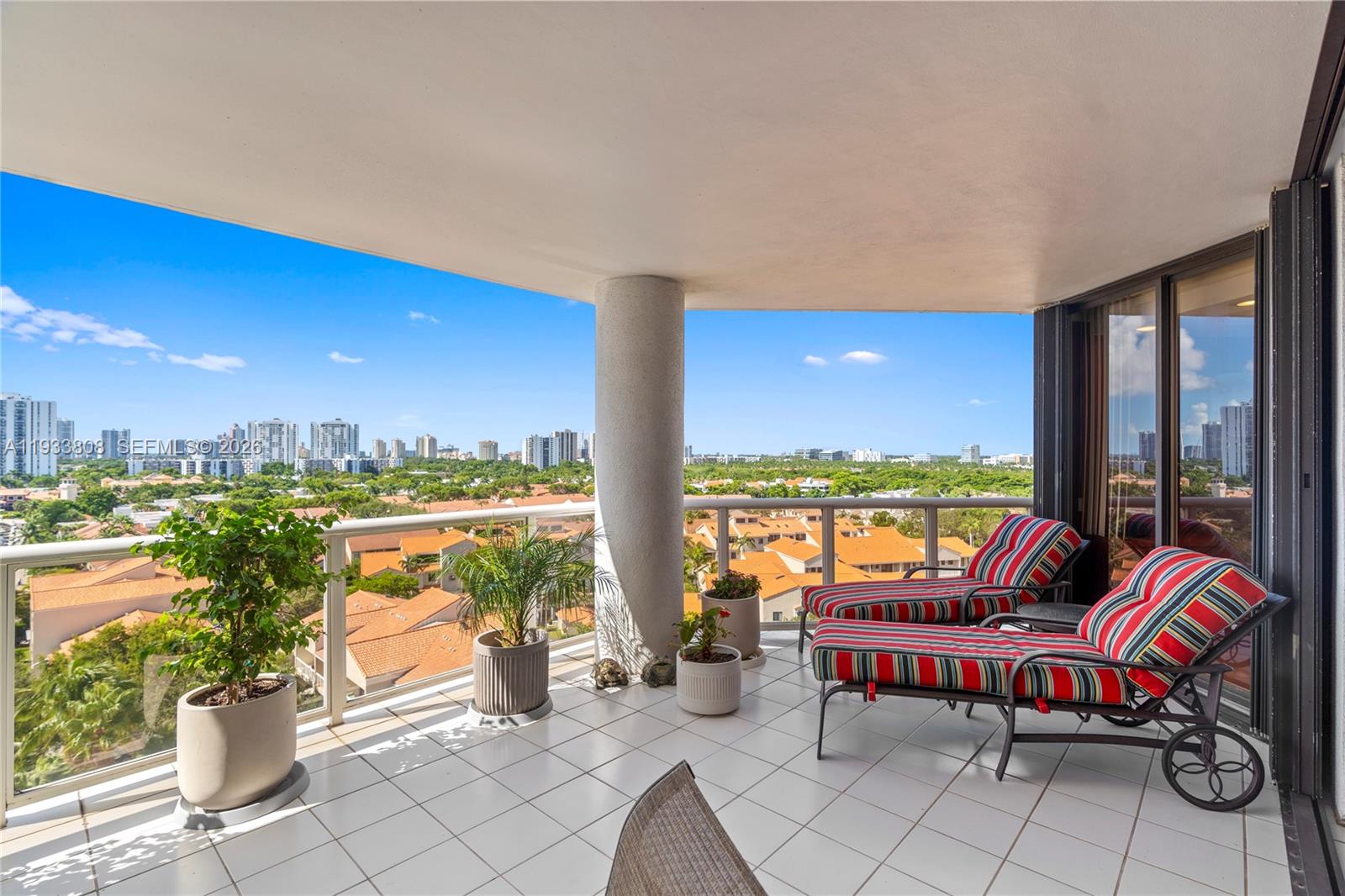 3598 Yacht Club Dr # 1003