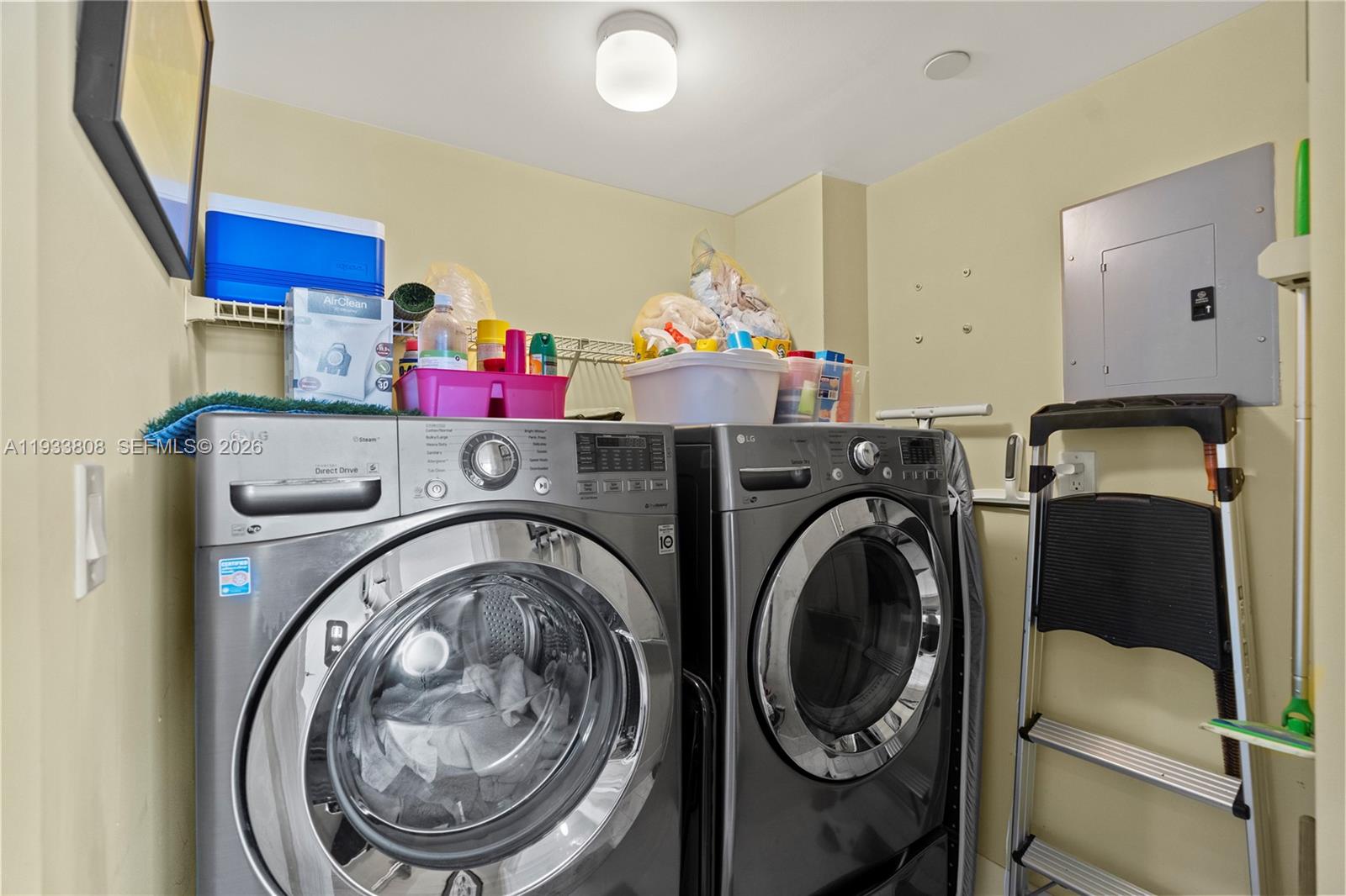 3598 Yacht Club Dr # 1003