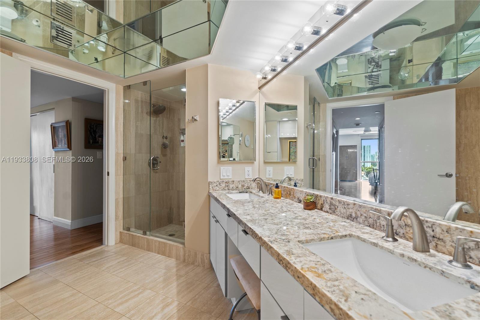 3598 Yacht Club Dr # 1003