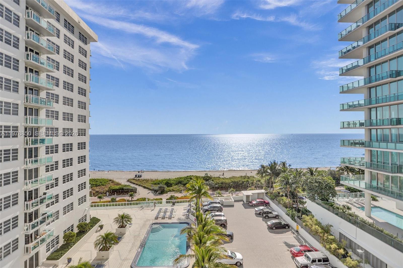 6917 Collins Ave # 915