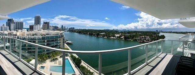 6700 Indian Creek Dr # 1005