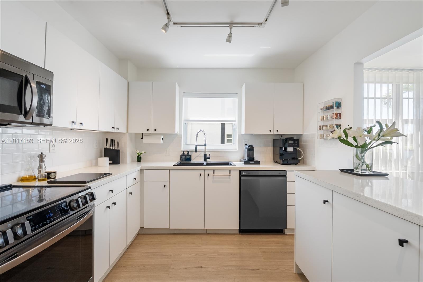 9250 W Bay Harbor Dr # 2A
