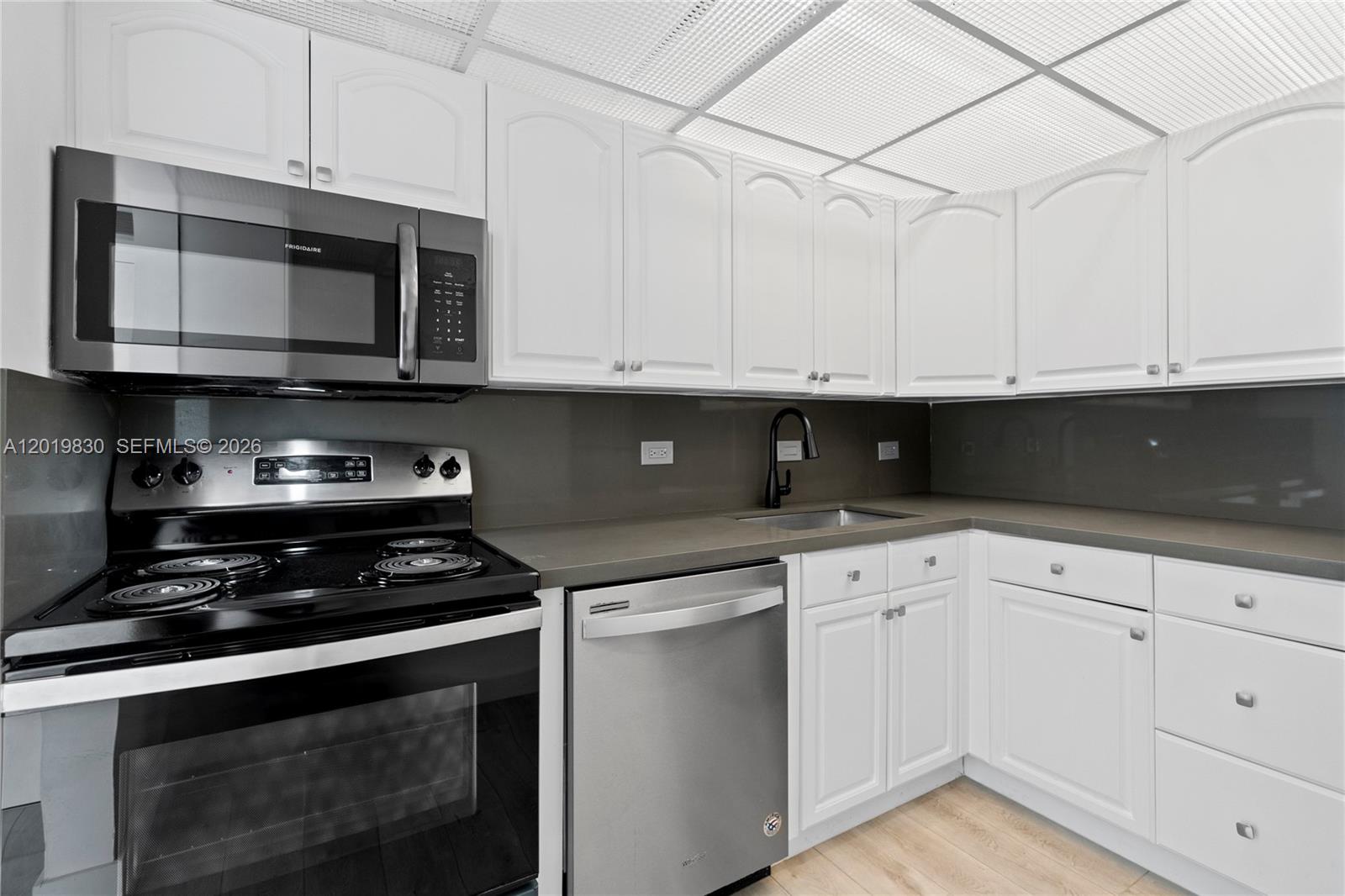 20505 E Country Club Dr # 434