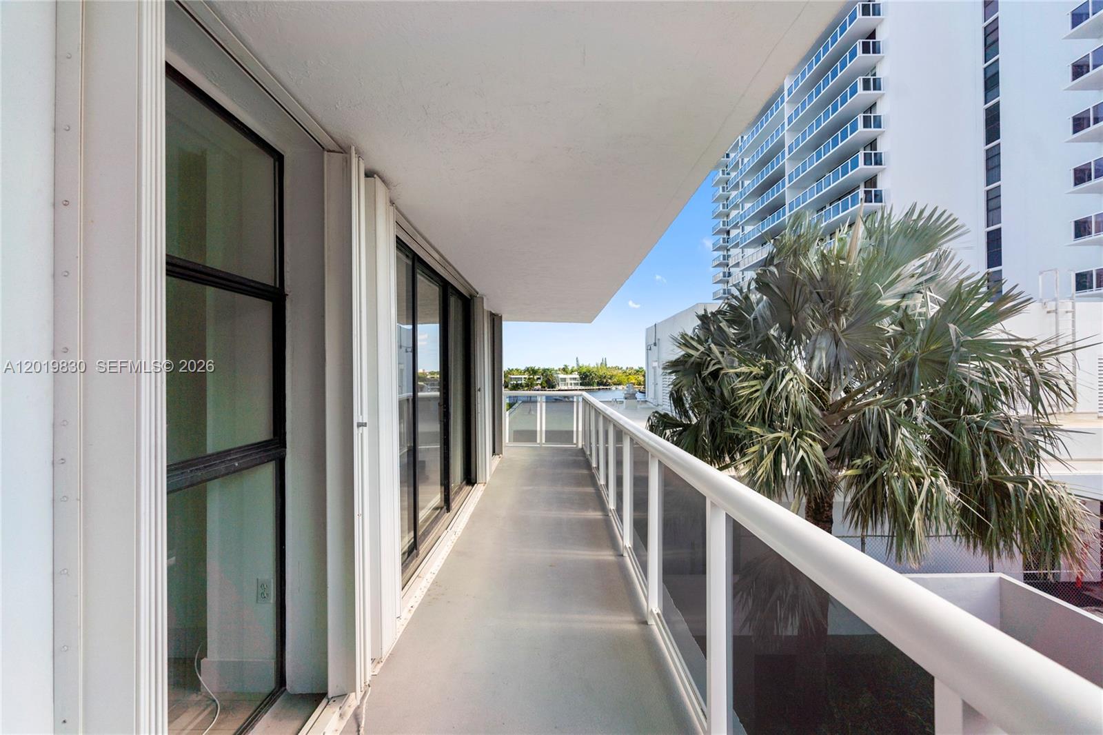 20505 E Country Club Dr # 434