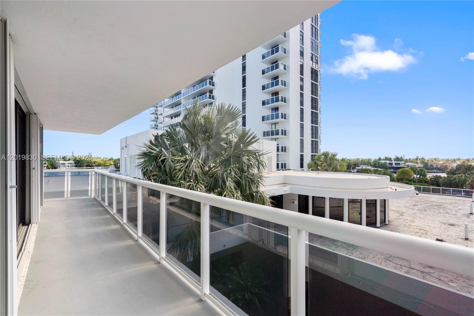 20505 E Country Club Dr # 434