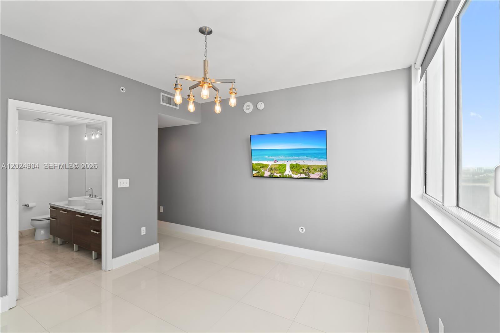 244 Biscayne Blvd # 3108