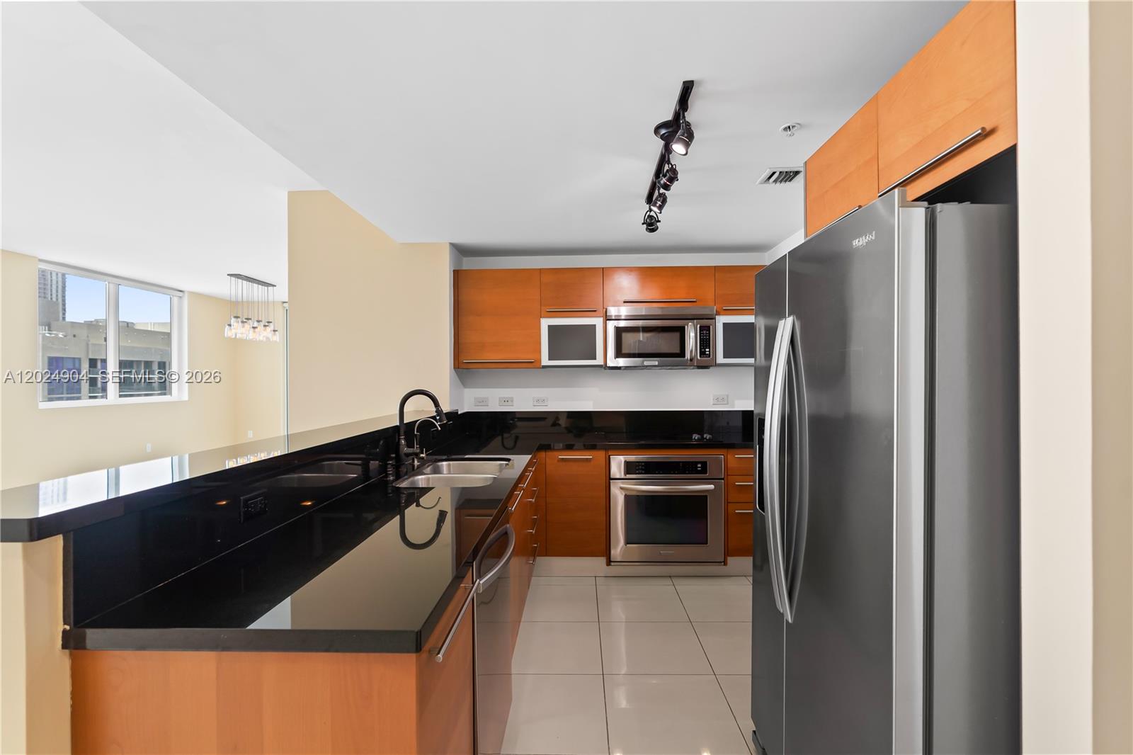244 Biscayne Blvd # 3108