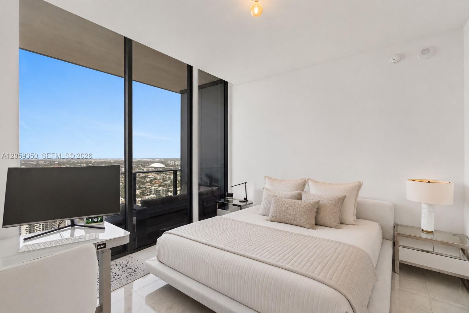 1000 Brickell Unit: PH6106