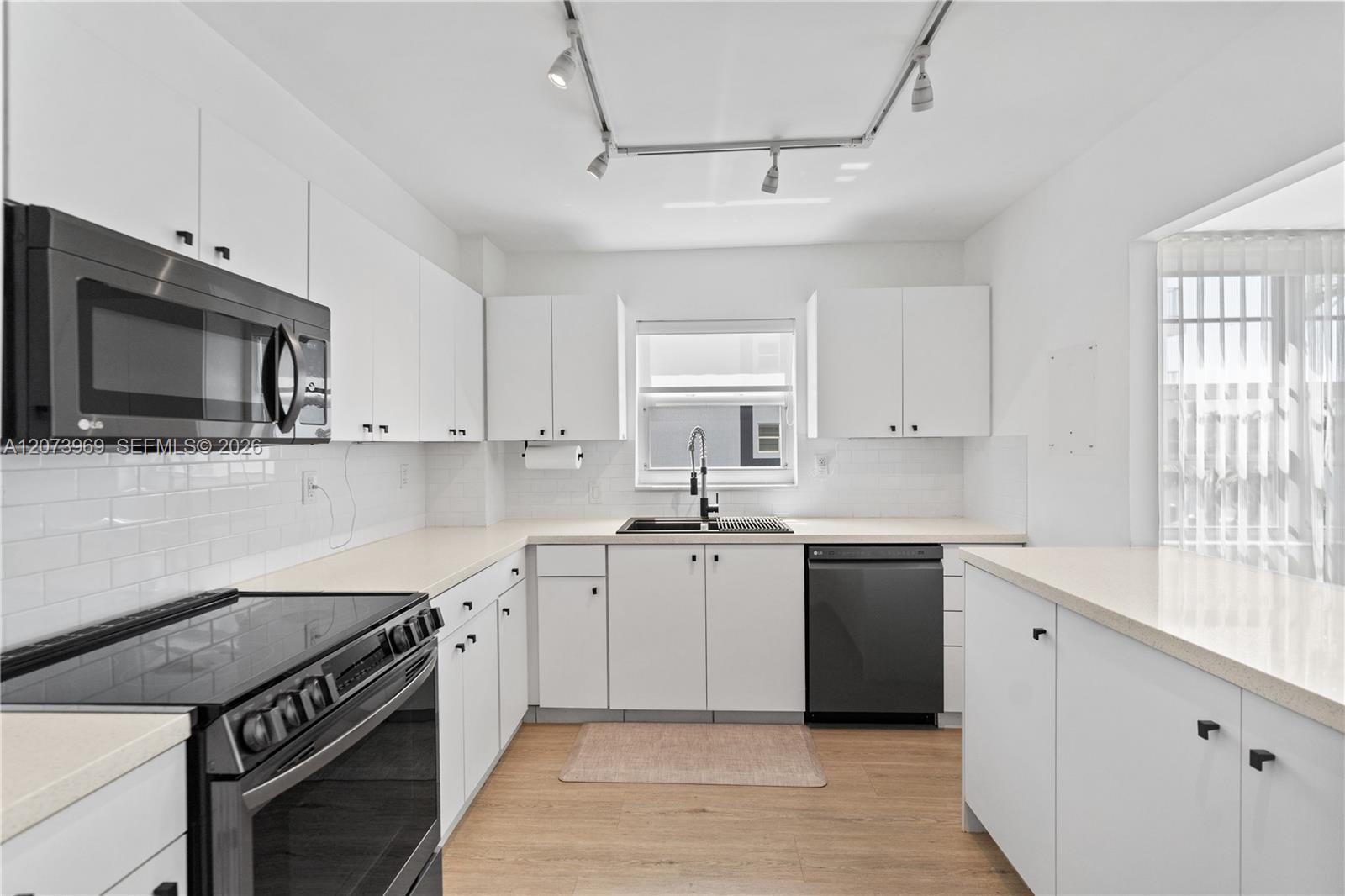 9250 W Bay Harbor Dr # 2A