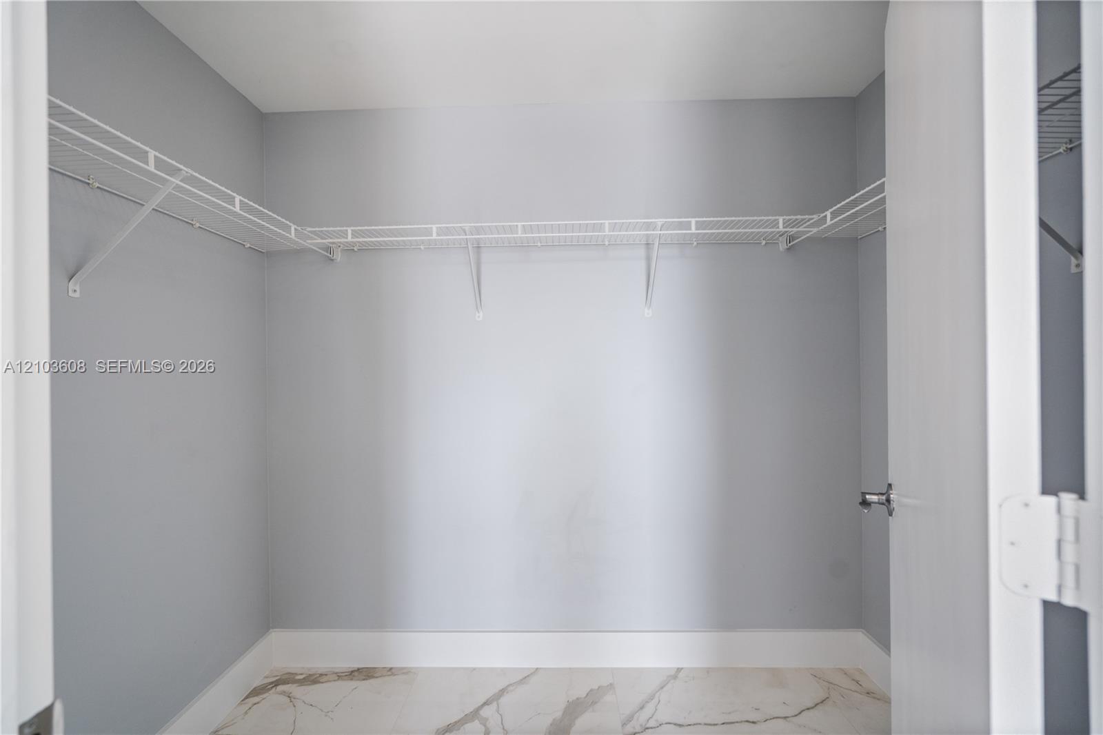 244 Biscayne Blvd # 4308