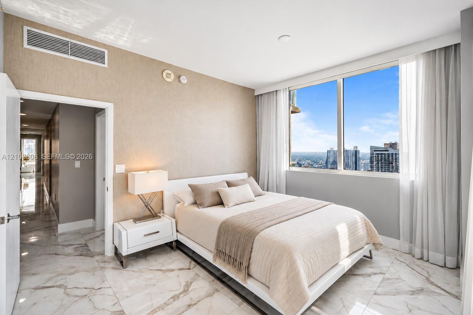 244 Biscayne Blvd # 4308