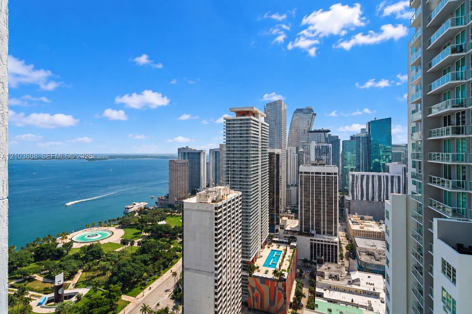 244 Biscayne Blvd # 4308
