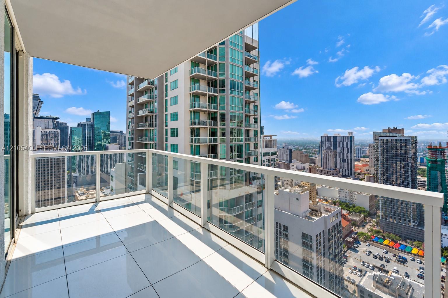 244 Biscayne Blvd # 4308