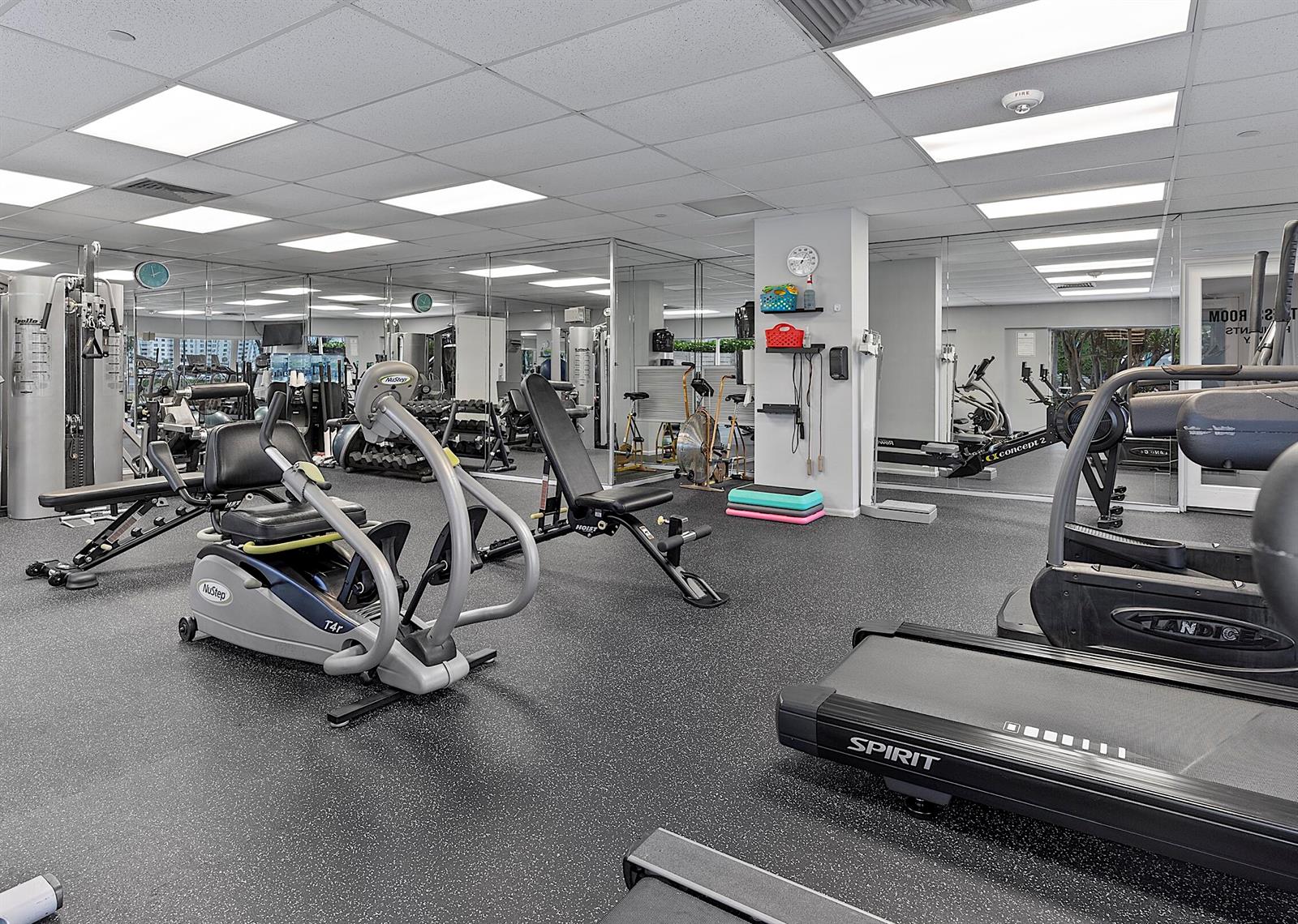 2500 E Las Olas Boulevard # 1703