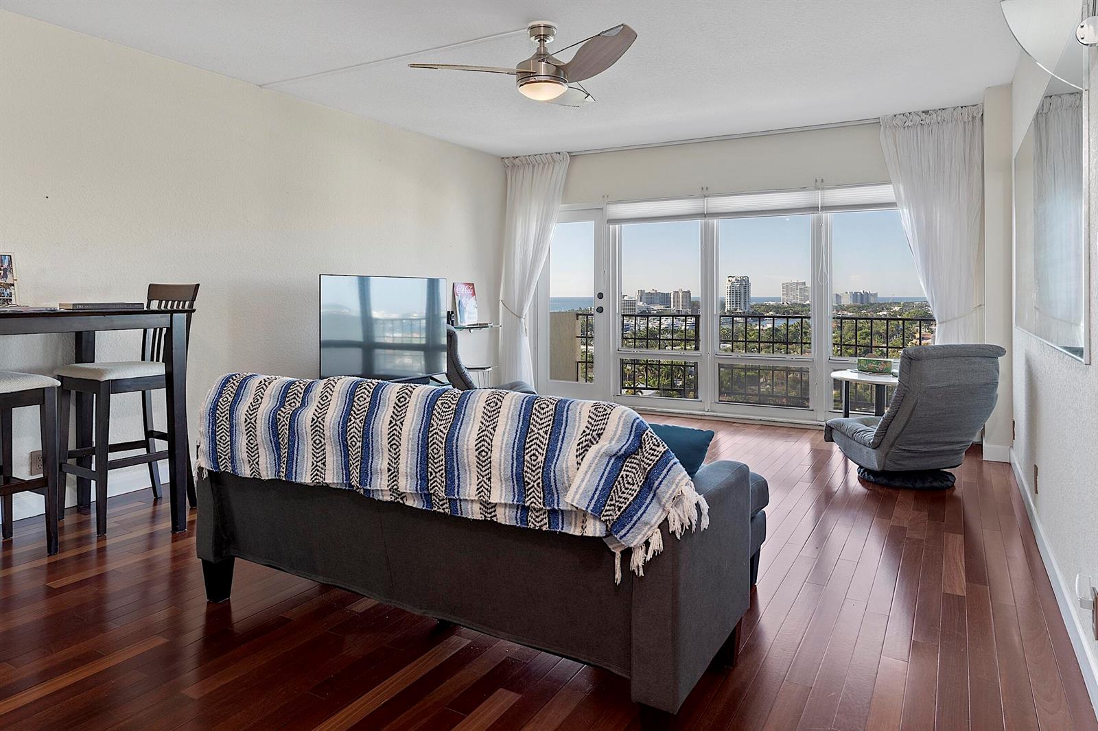 2500 E Las Olas Boulevard # 1703