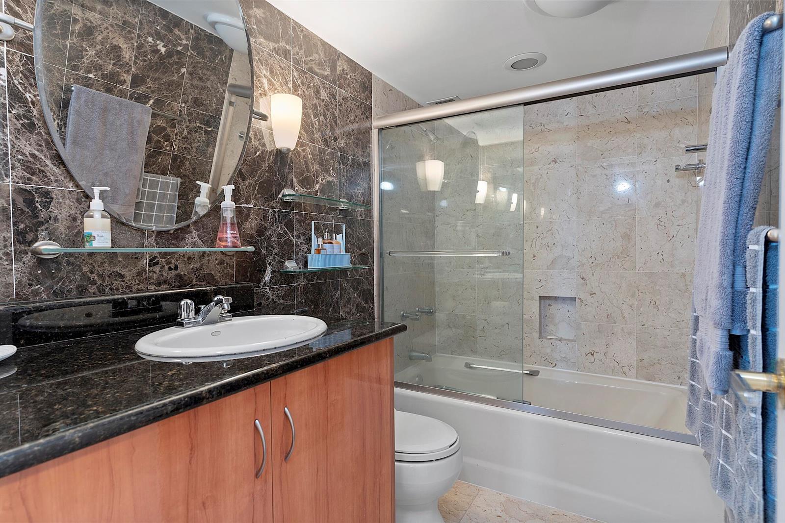 2500 E Las Olas Boulevard # 1703