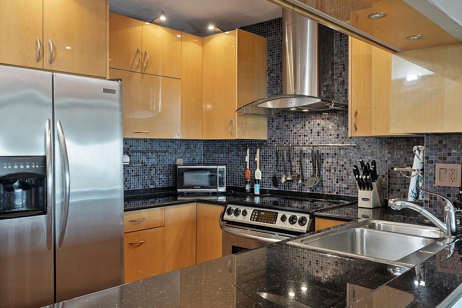 2500 E Las Olas Boulevard # 1703