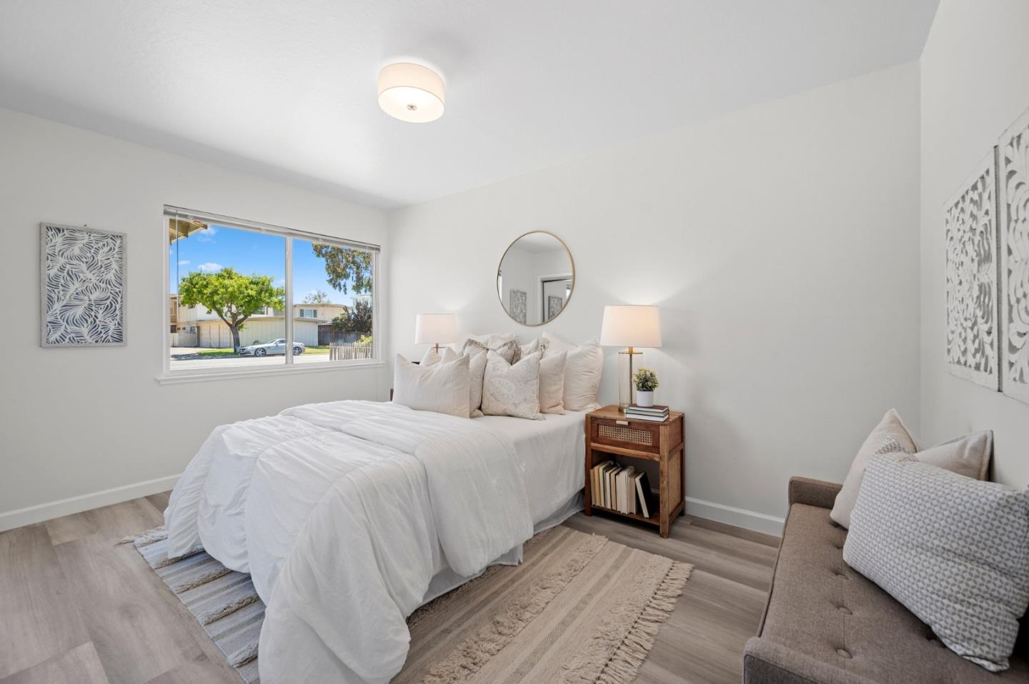 3312-3314 Los Prados Street