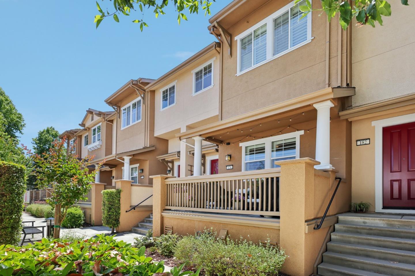 178 Salmar Terrace