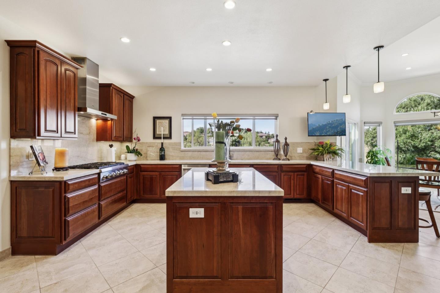 2600 Geneil Court