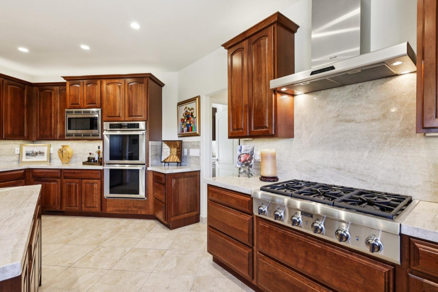 2600 Geneil Court
