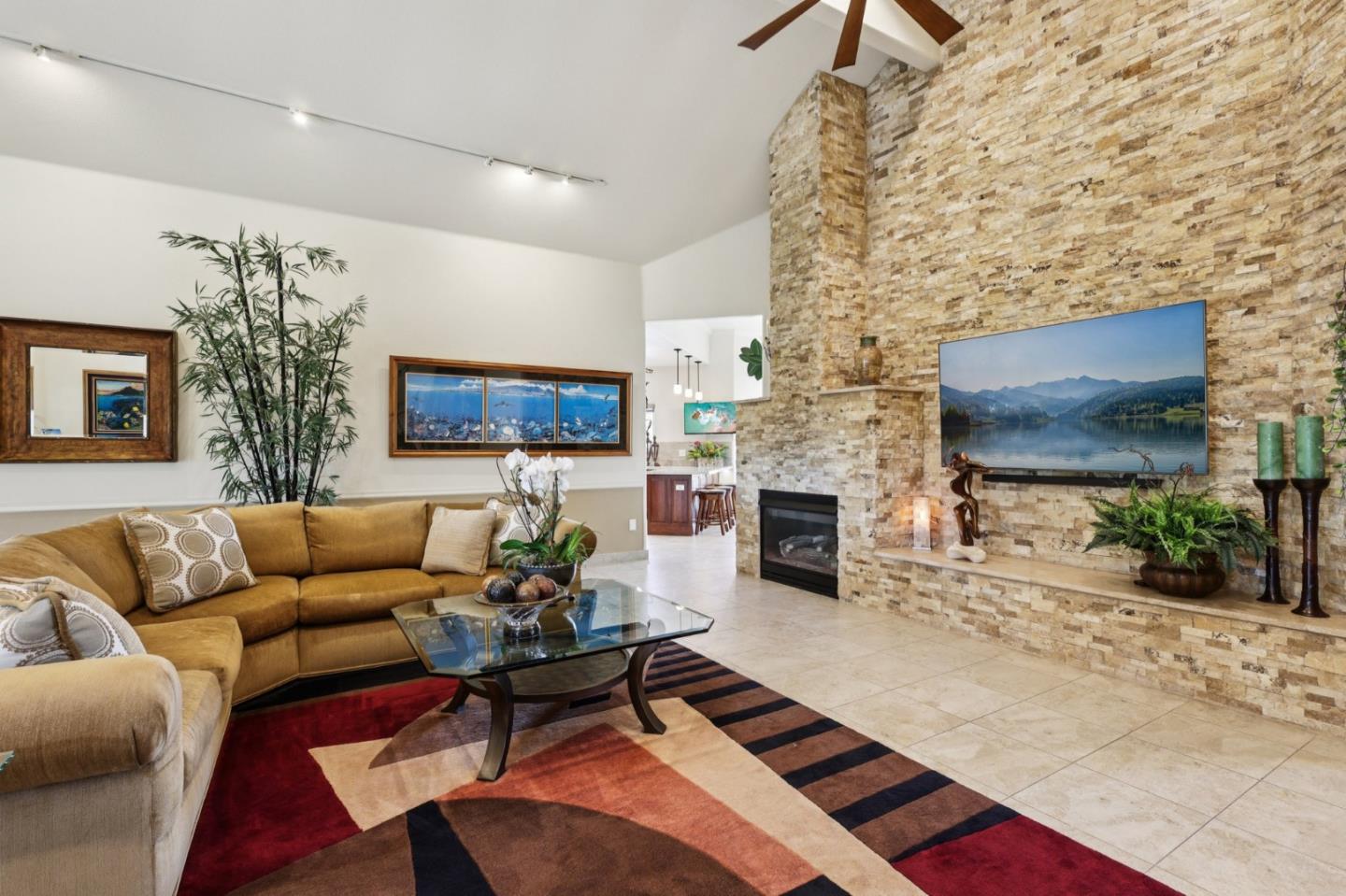 2600 Geneil Court