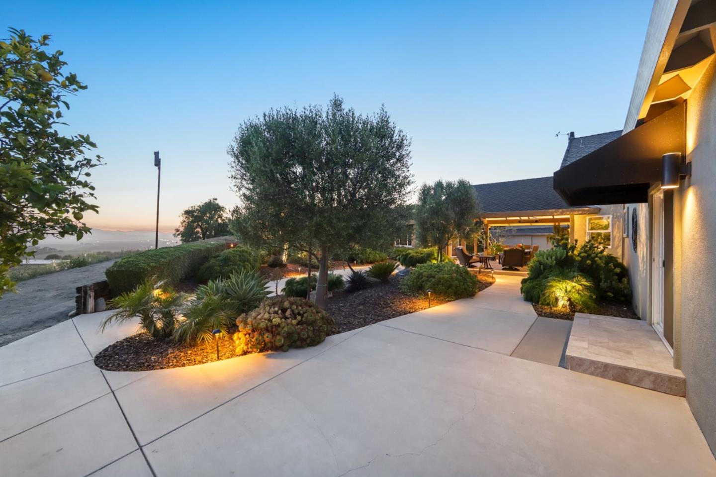 2600 Geneil Court