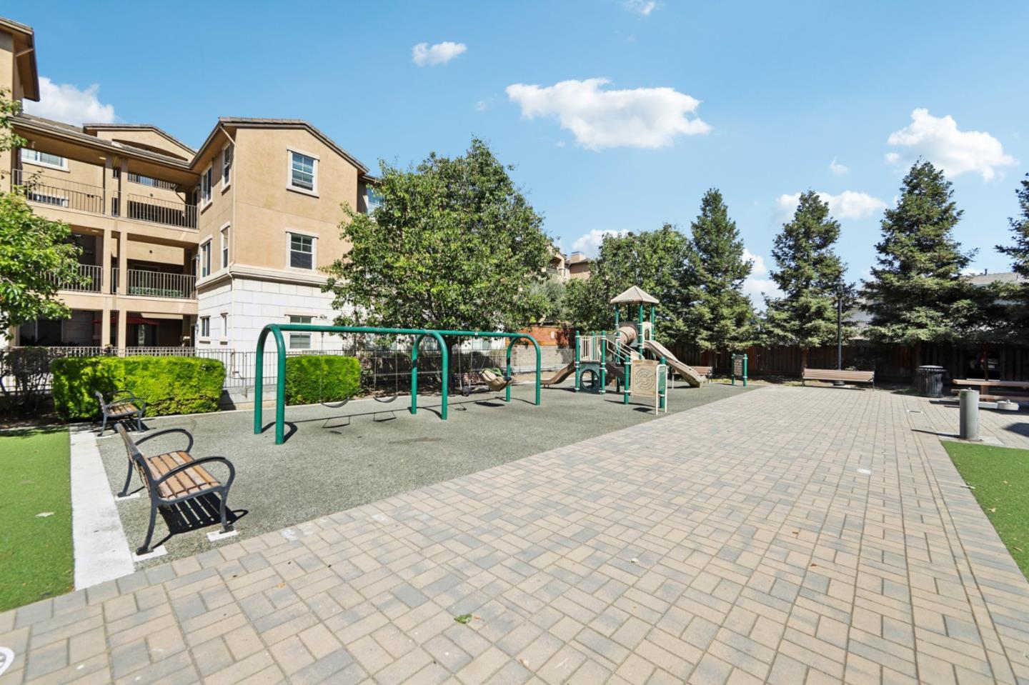 120 Damsen Drive