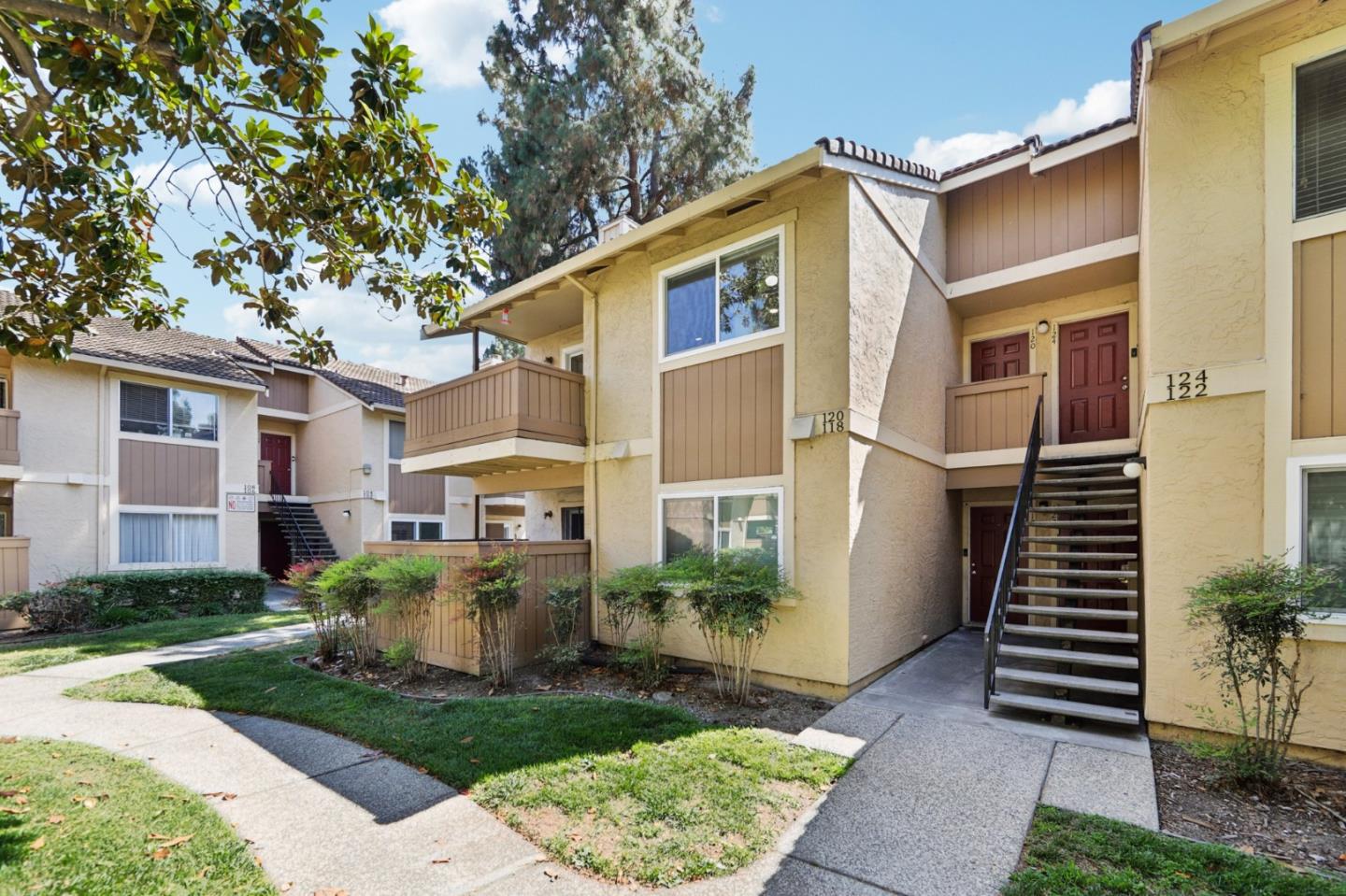 120 Damsen Drive