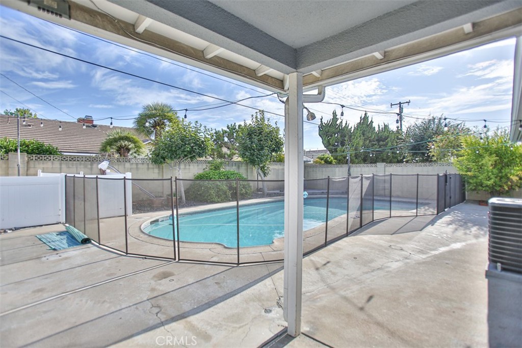 1232 E Vanowen Avenue