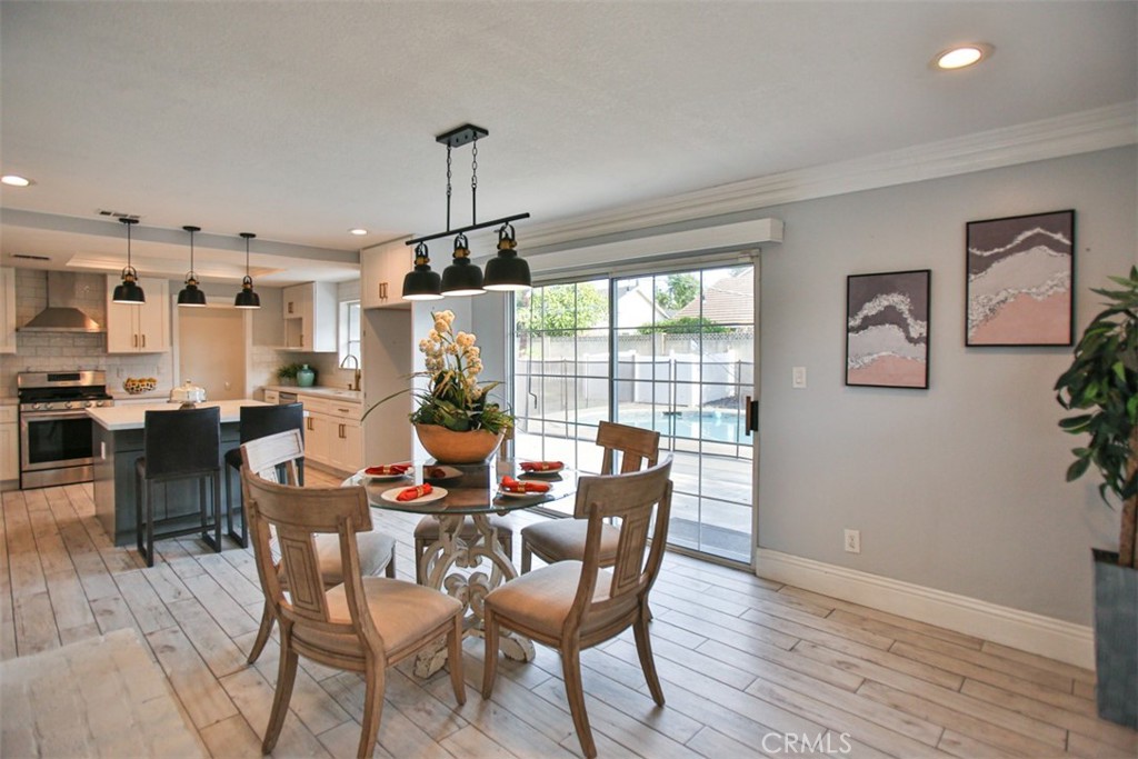 1232 E Vanowen Avenue