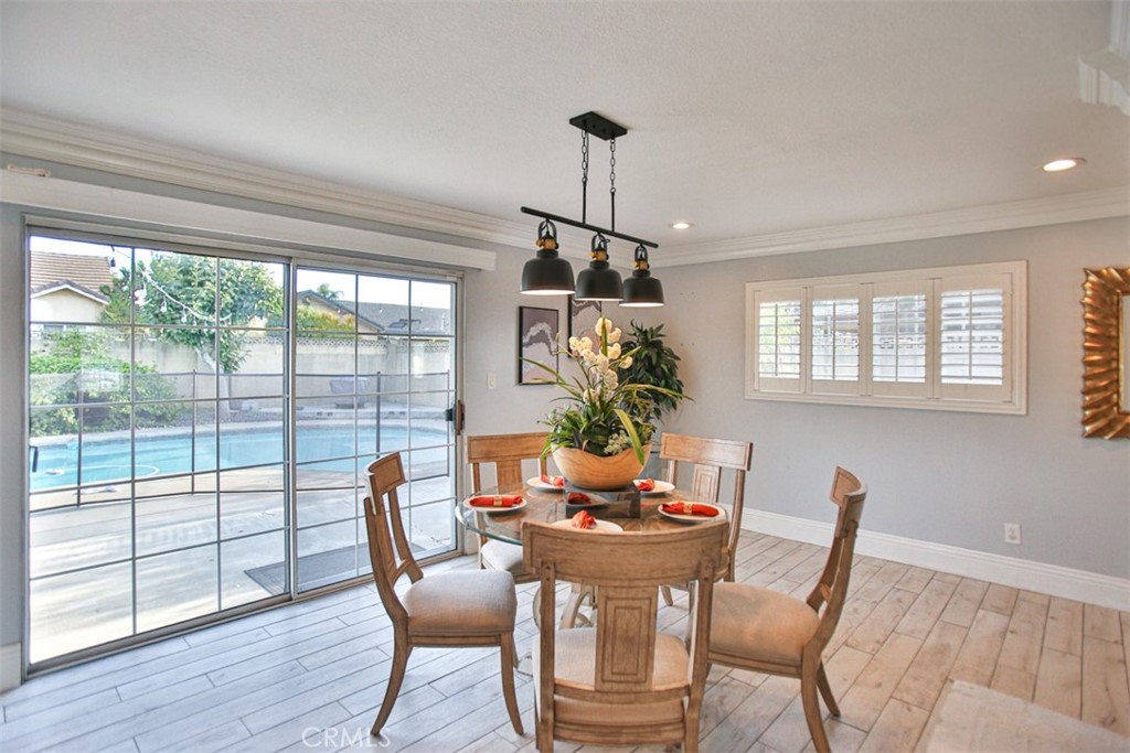 1232 E Vanowen Avenue