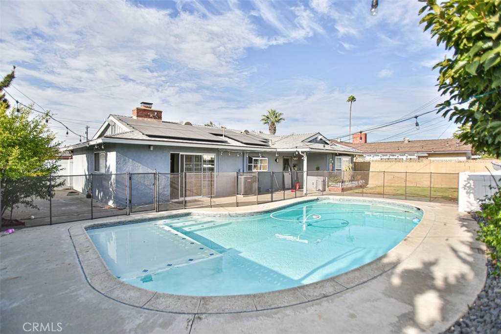 1232 E Vanowen Avenue