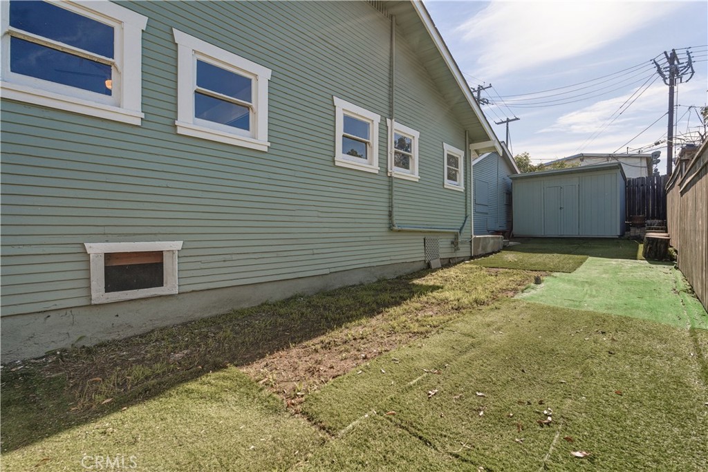 240 E Eldridge