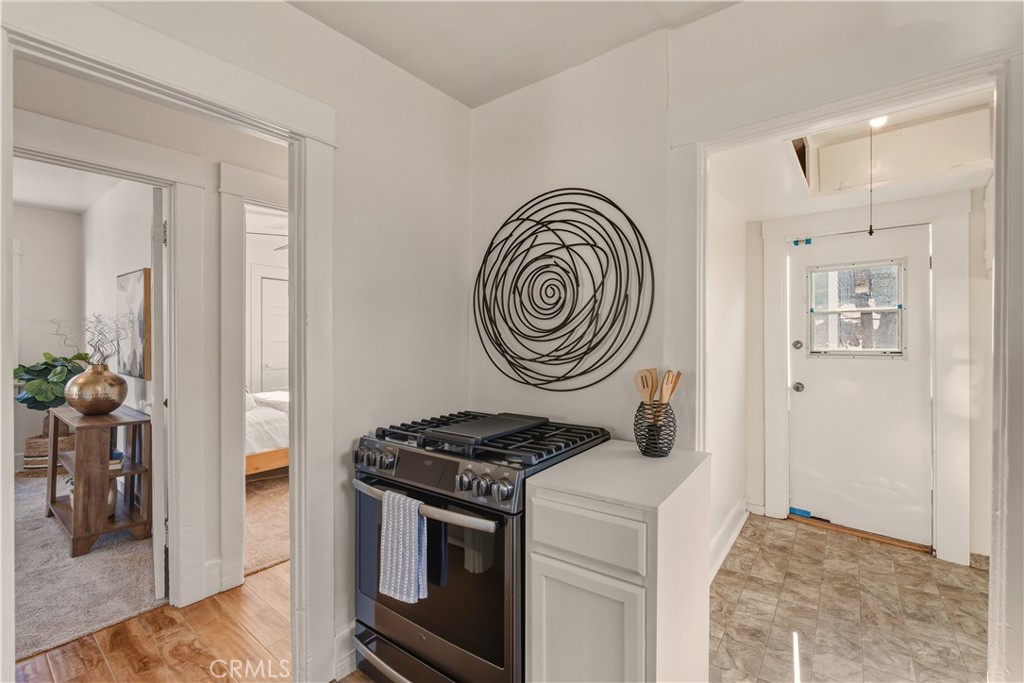 240 E Eldridge