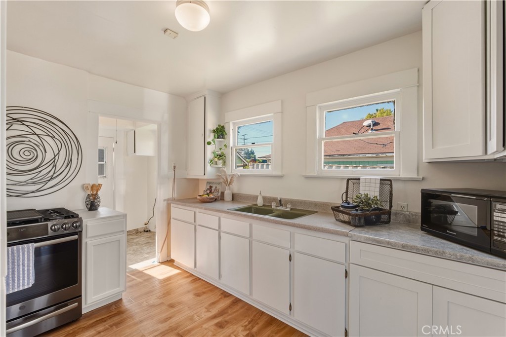 240 E Eldridge