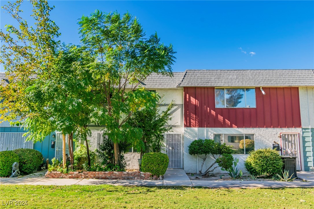 540 Greenbriar Townhouse Way