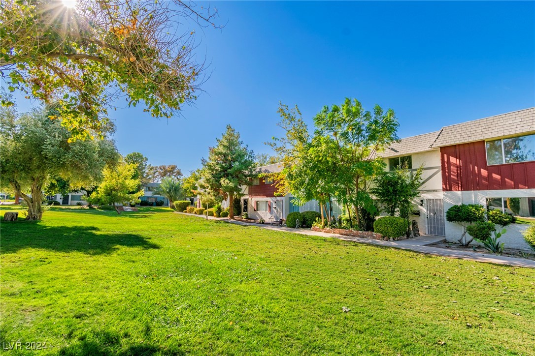 540 Greenbriar Townhouse Way