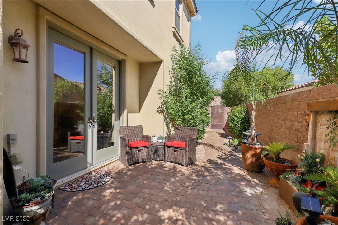 14 Benevolo Drive