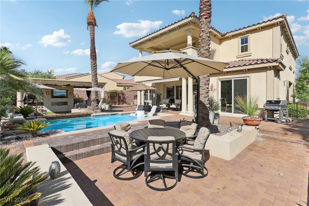 14 Benevolo Drive