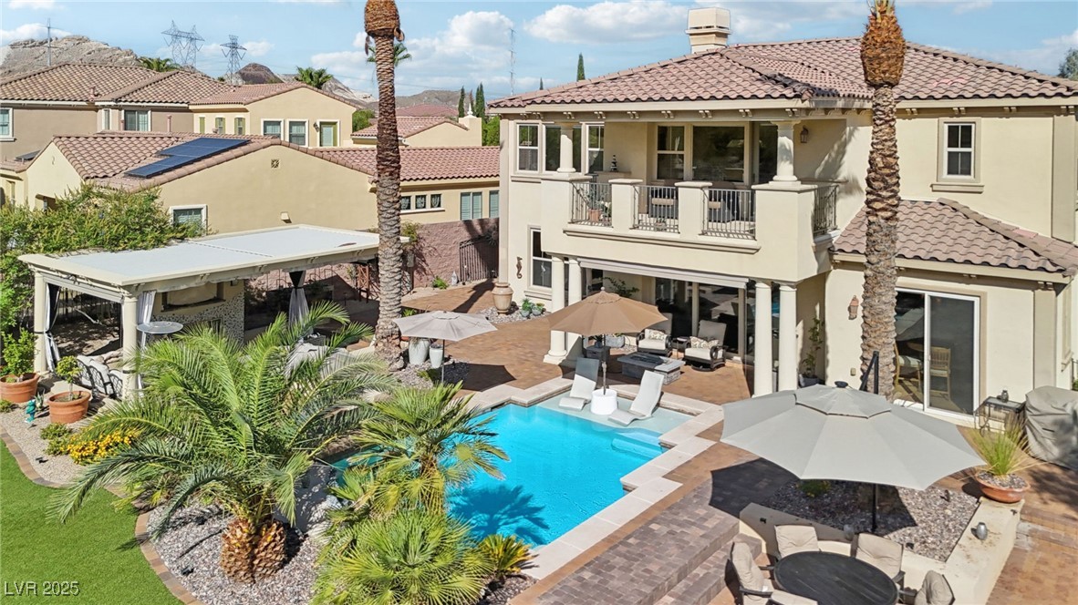 14 Benevolo Drive