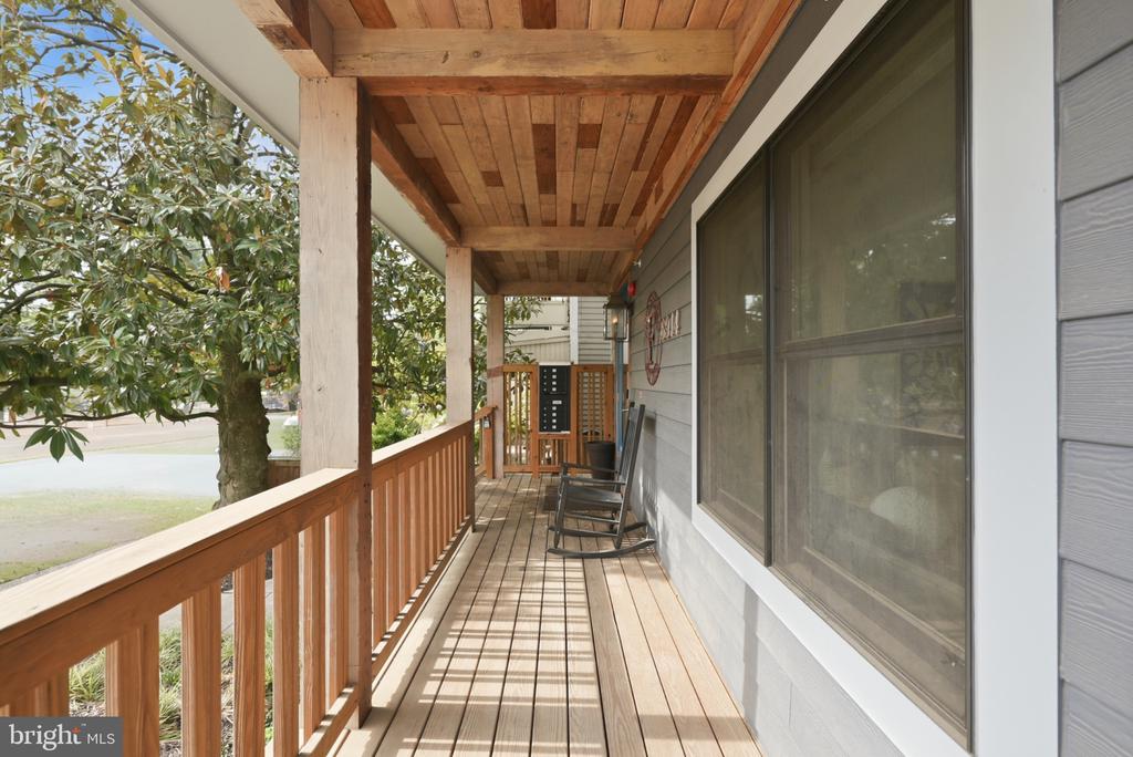 6914 WILLOW STREET NW Unit: 3