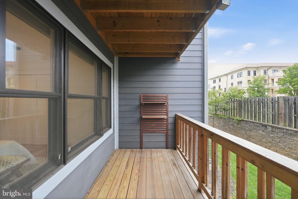 6914 WILLOW STREET NW Unit: 3