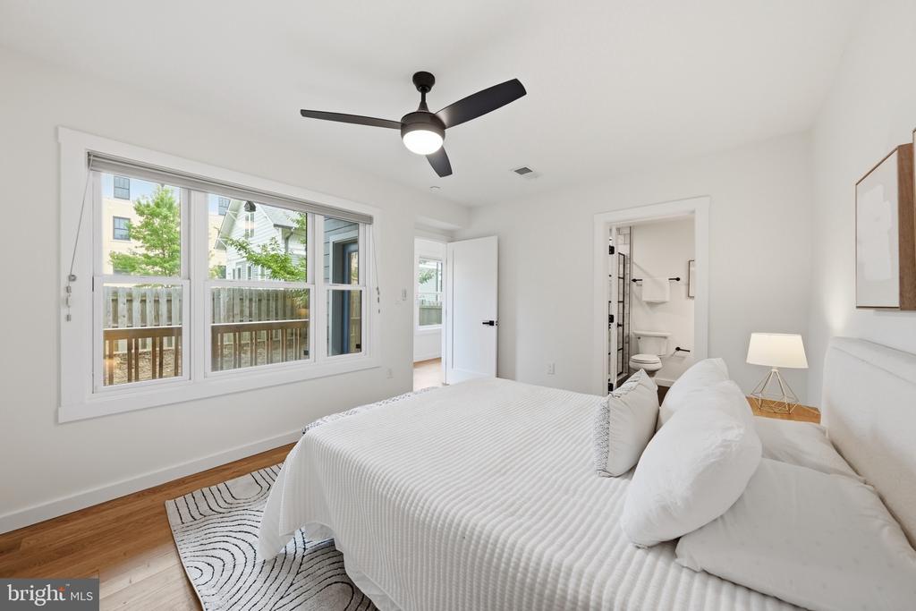 6914 WILLOW STREET NW Unit: 3