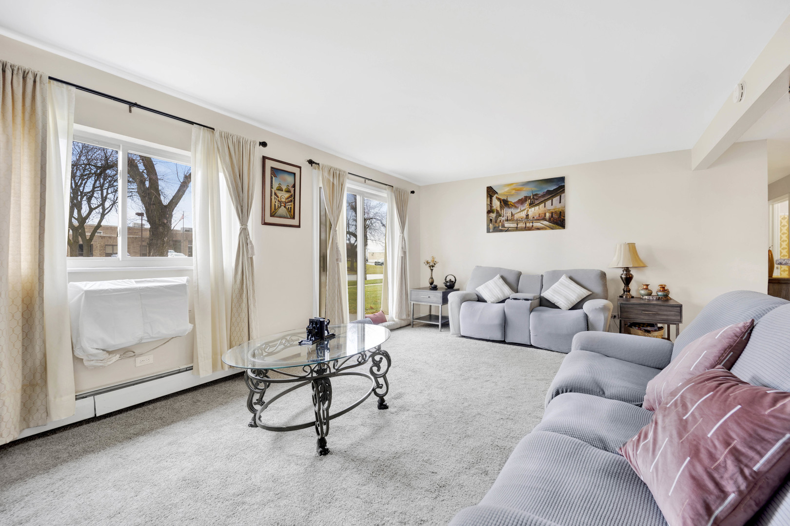 659 E Fullerton Avenue Unit: 9-110