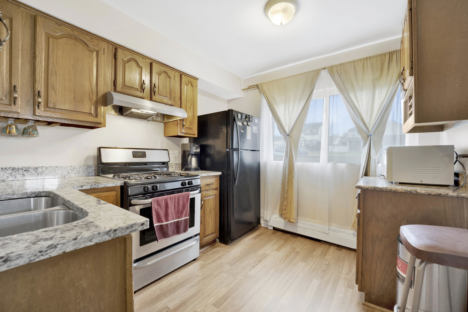 659 E Fullerton Avenue Unit: 9-110
