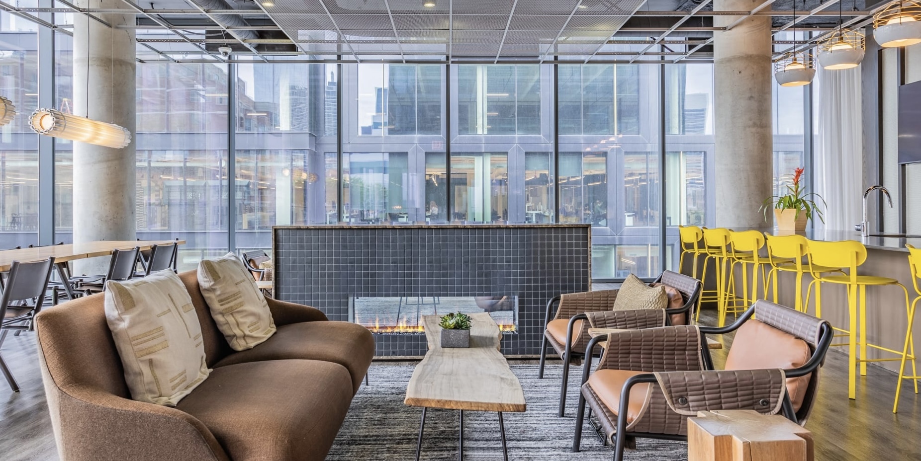 730 W Couch Place Unit: 605