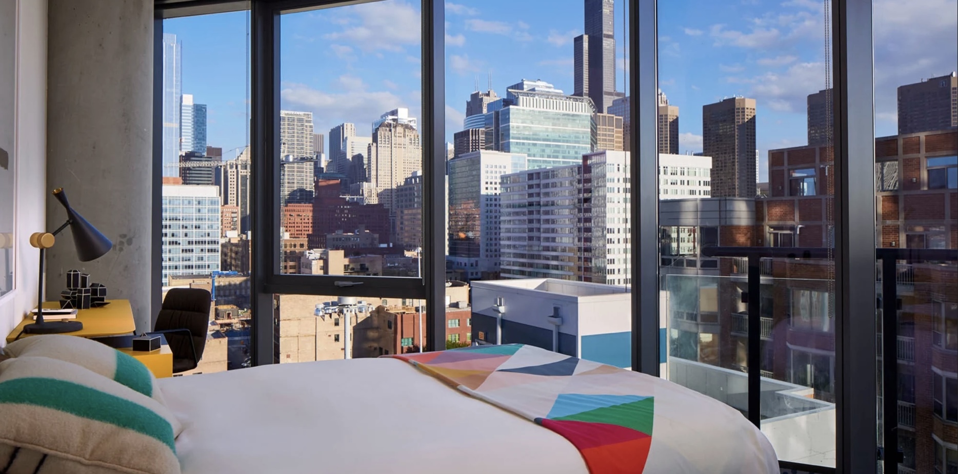 730 W Couch Place Unit: 605