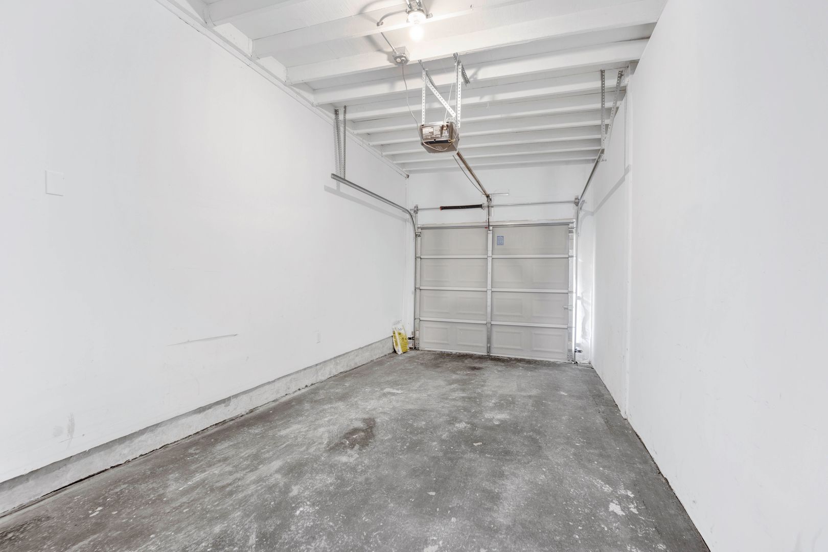 9127 Newcastle Avenue