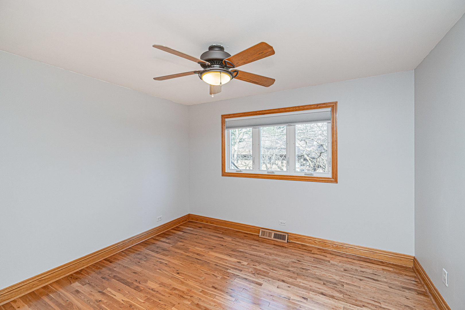 12243 S Nagle Avenue